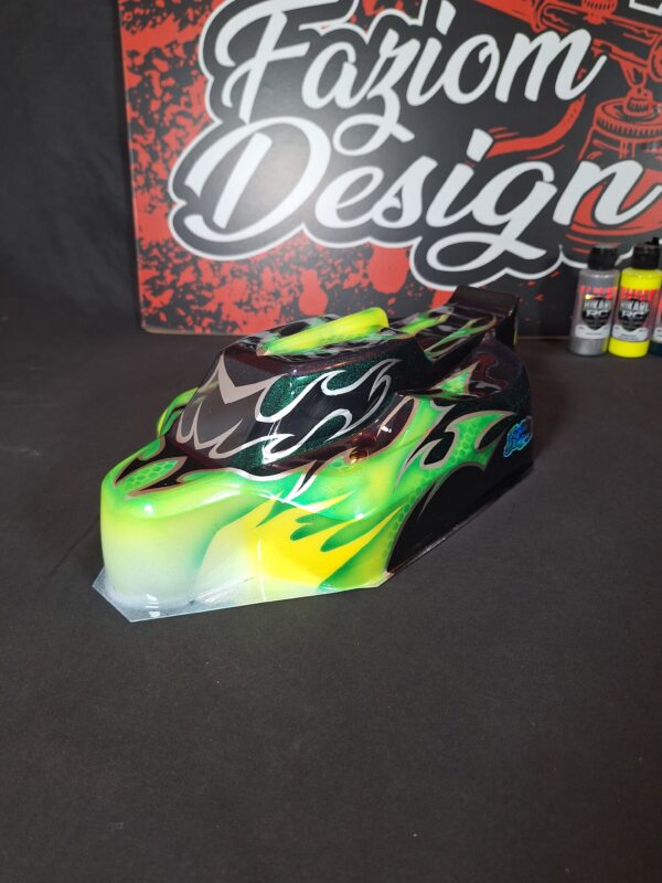 Xray XB8 design Rockstar